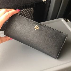 Black Snap Tory Burch Wallet